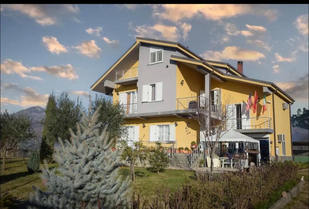 Hotel Villa Linda Shkodër Екстериор снимка