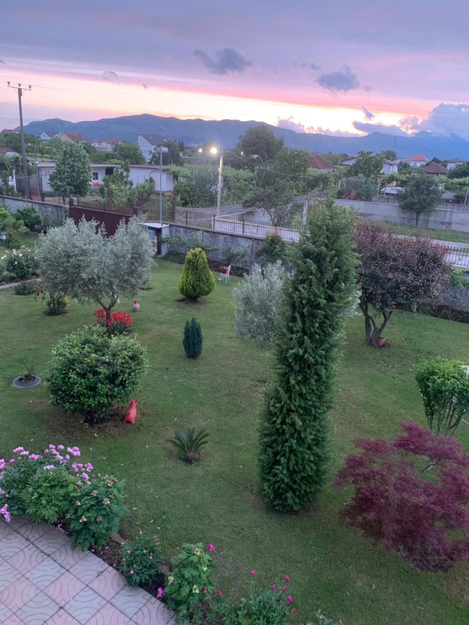 Hotel Villa Linda Shkodër Екстериор снимка