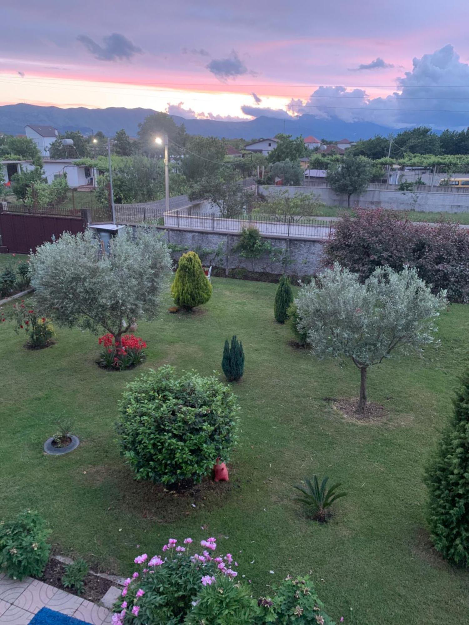 Hotel Villa Linda Shkodër Екстериор снимка