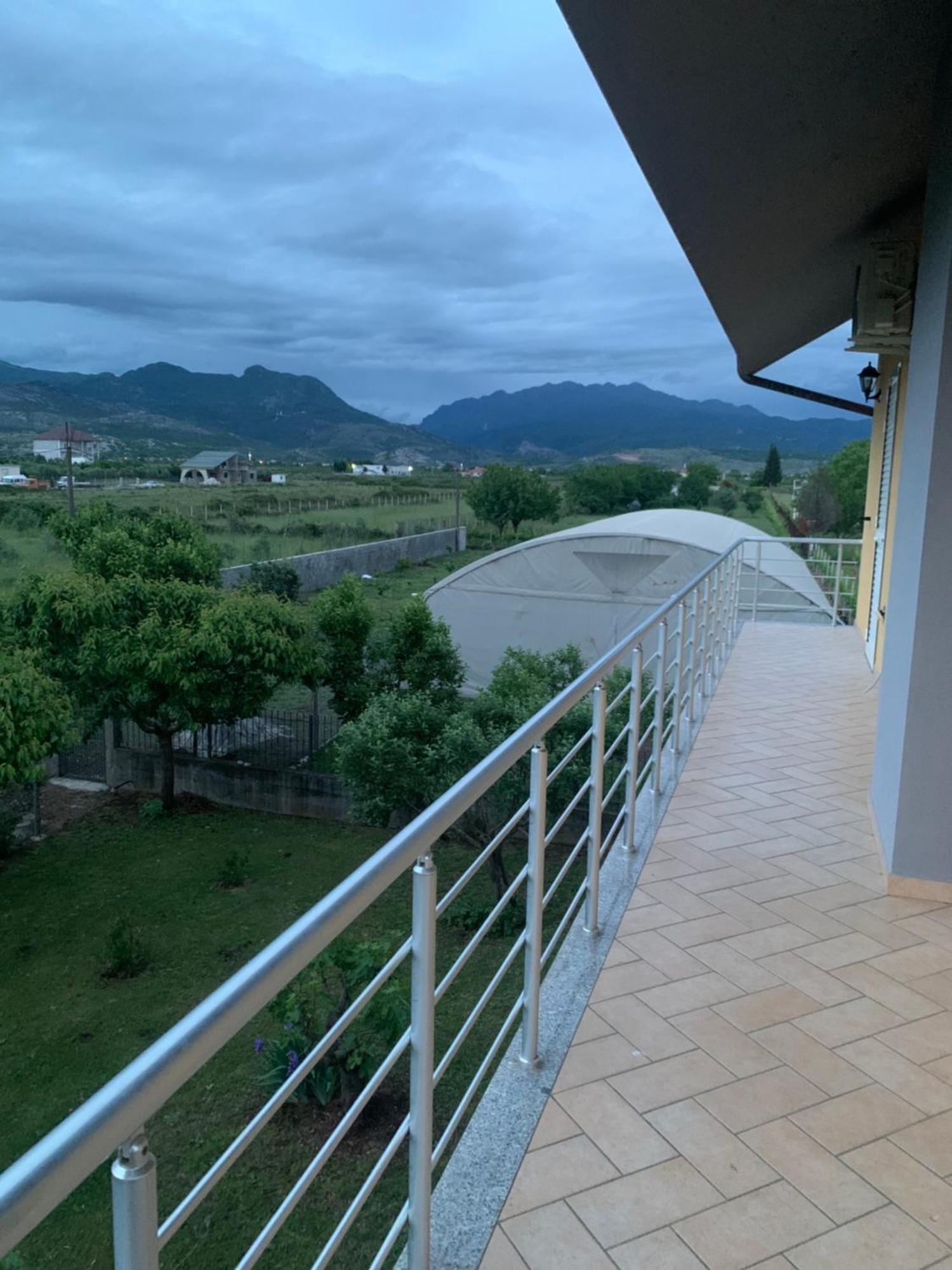 Hotel Villa Linda Shkodër Екстериор снимка