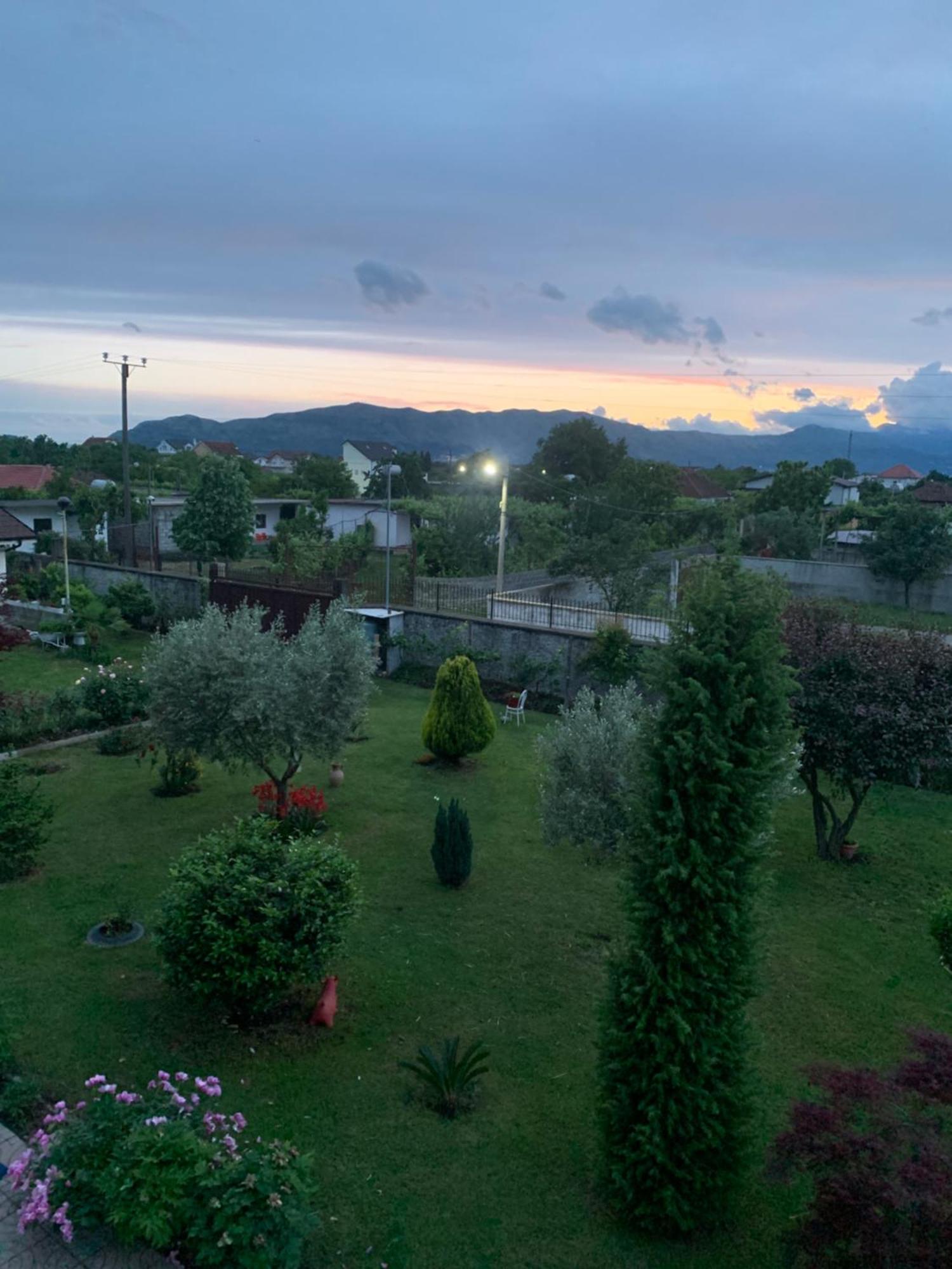 Hotel Villa Linda Shkodër Екстериор снимка