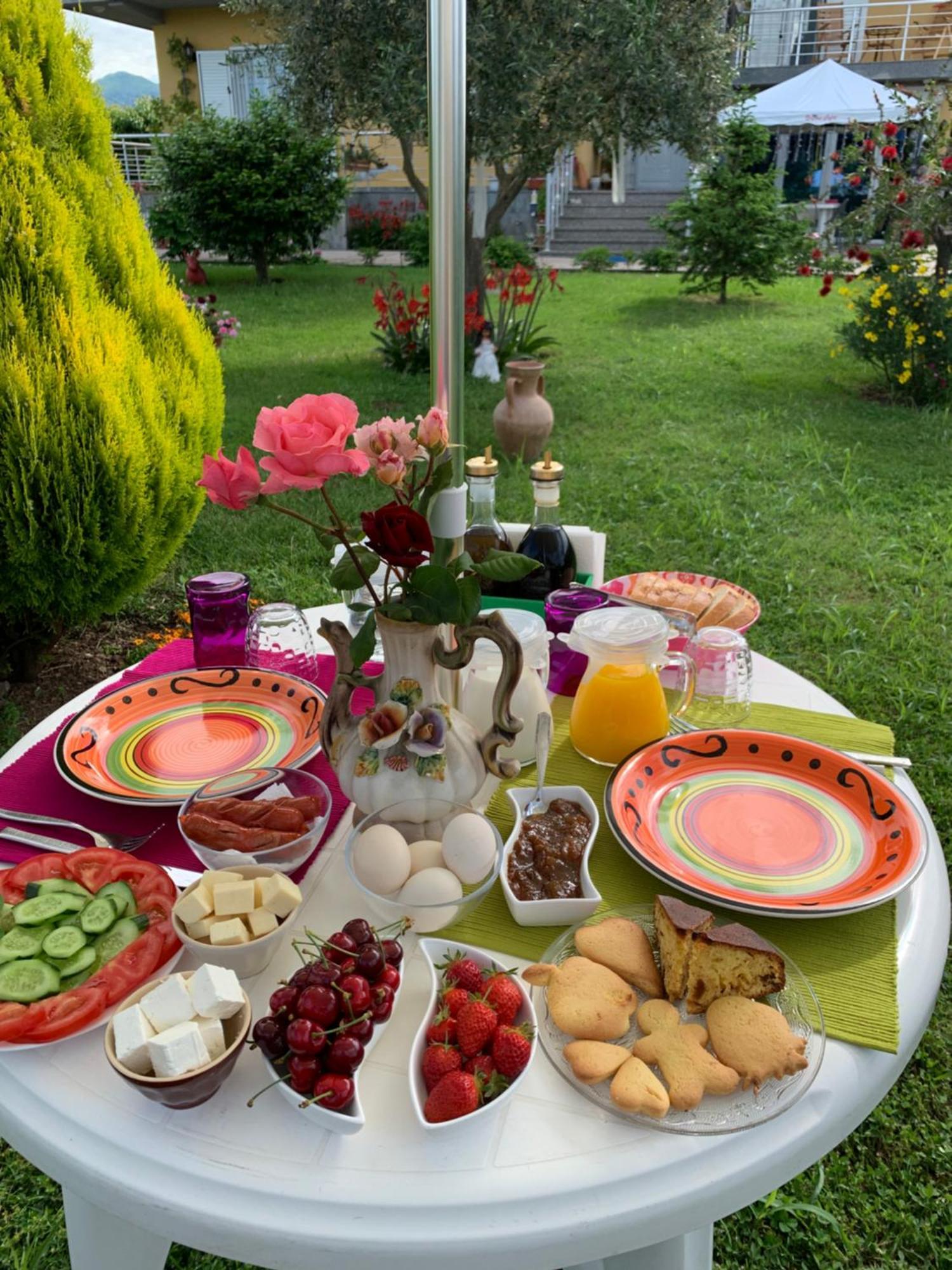 Hotel Villa Linda Shkodër Екстериор снимка