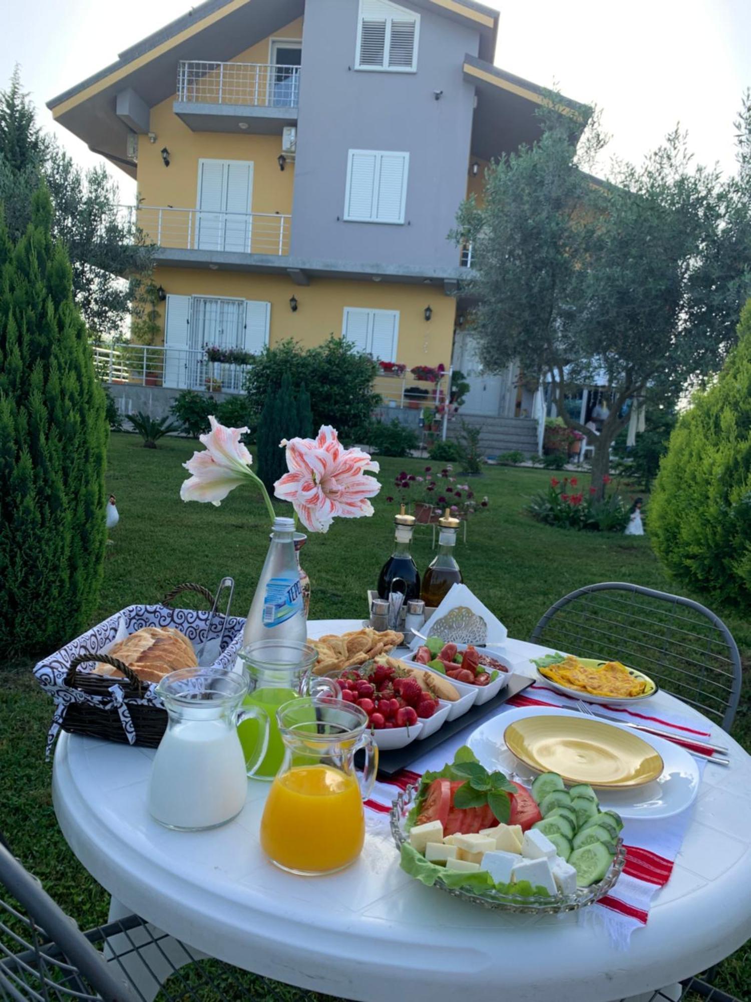 Hotel Villa Linda Shkodër Екстериор снимка